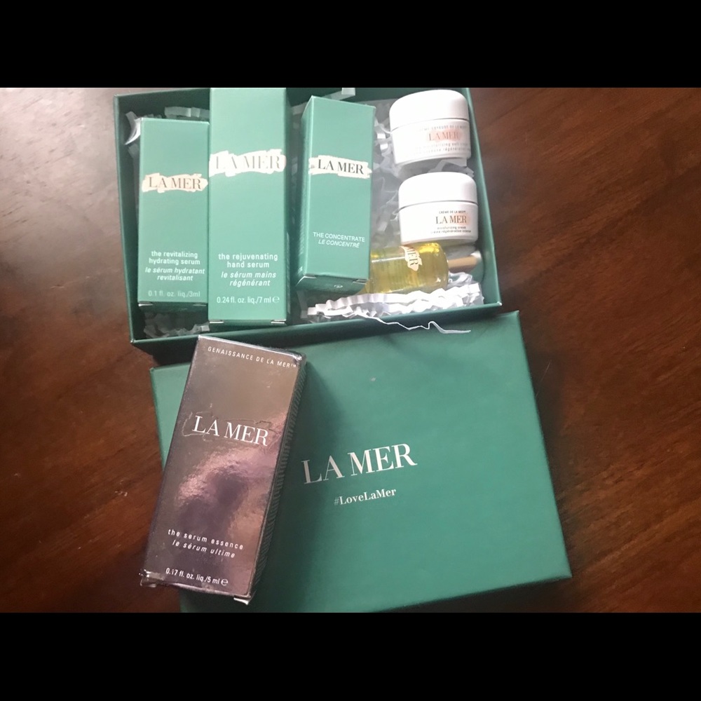 7 La Mer Deluxe Samples, Worth 375+!!! - Picture 2 of 5